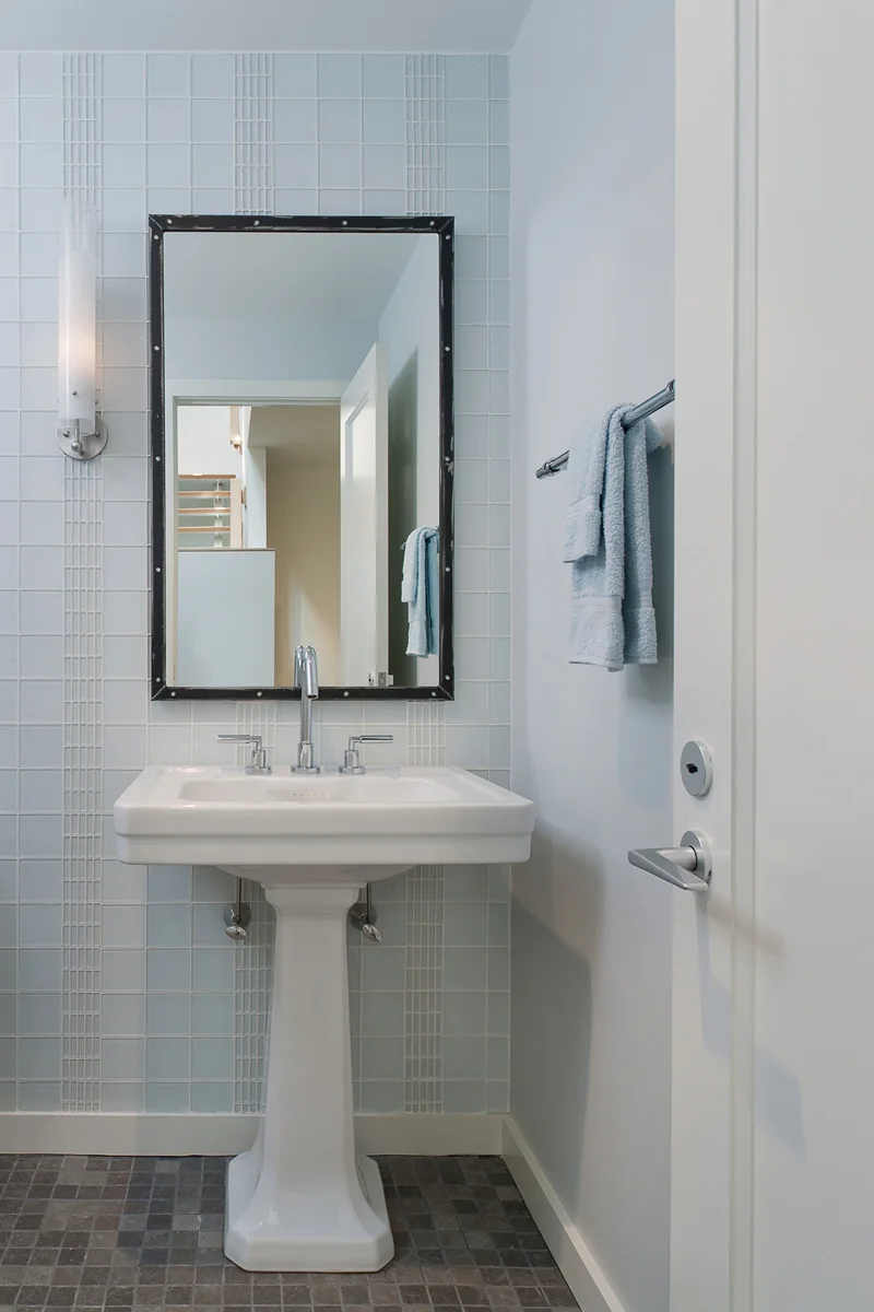 Powder Room.jpg