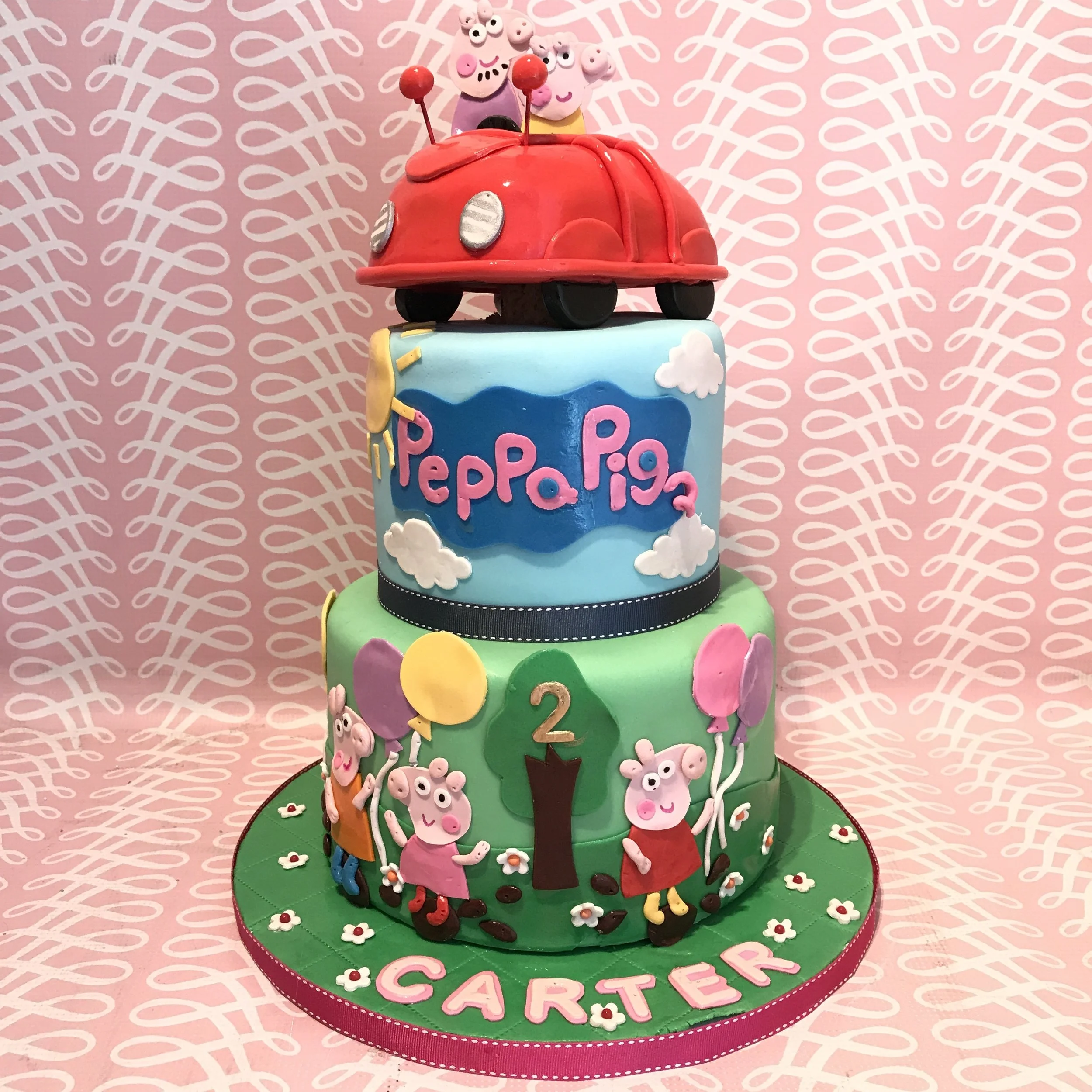 Peppa Pig cake