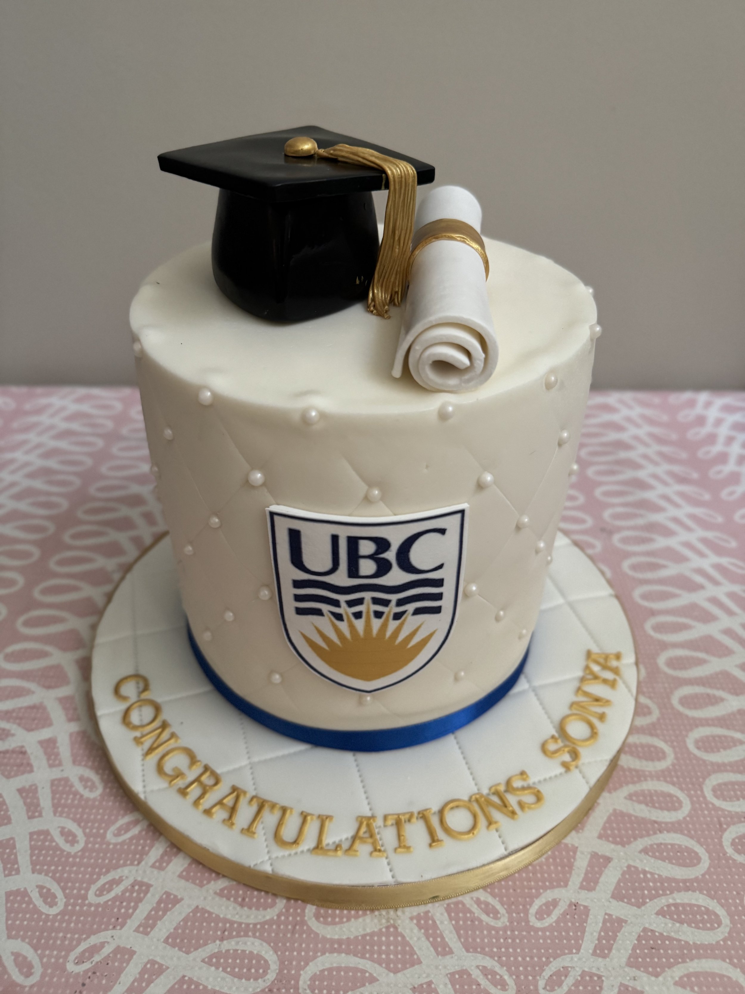 Graduation cake