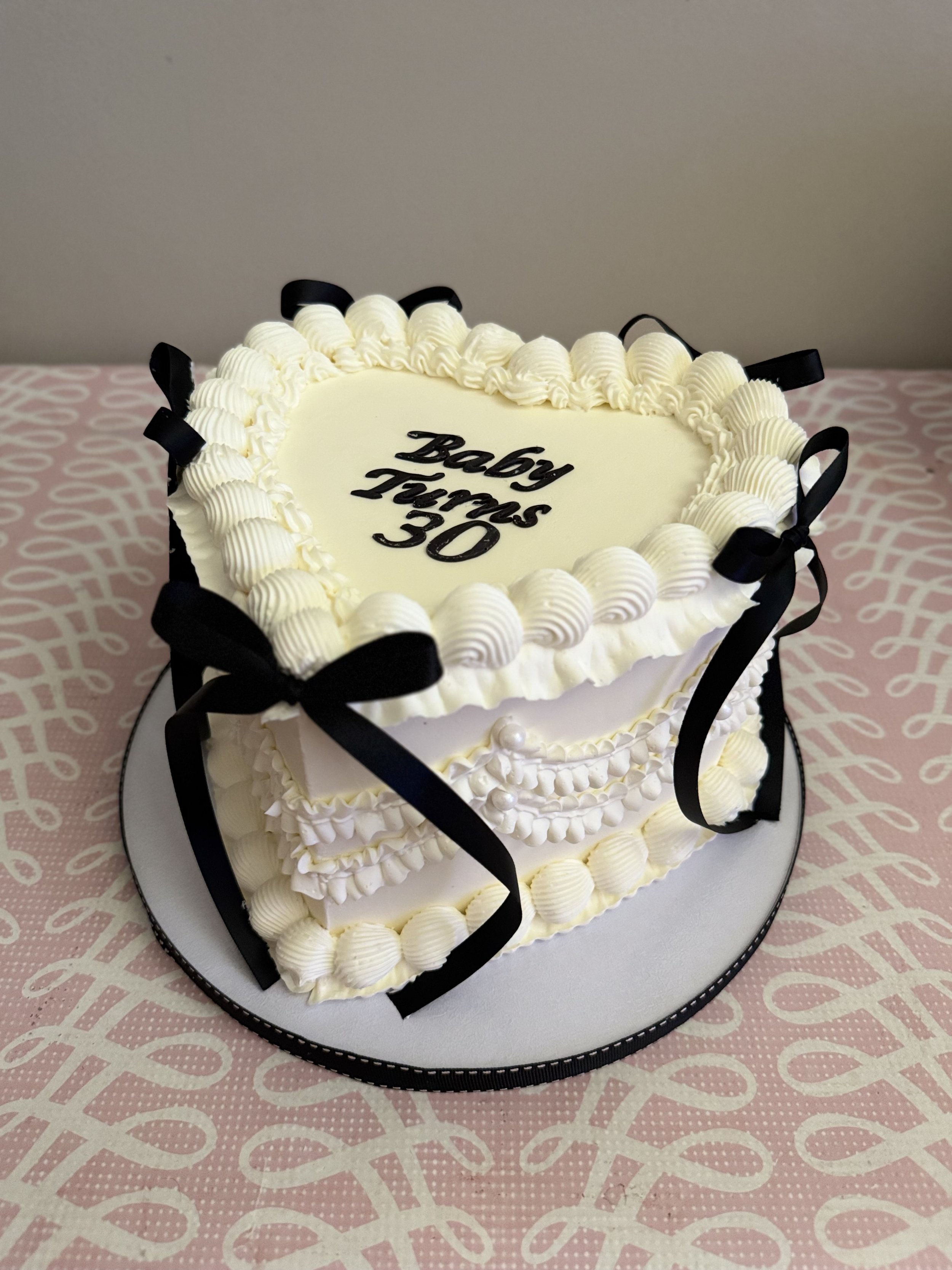 Heart cake
