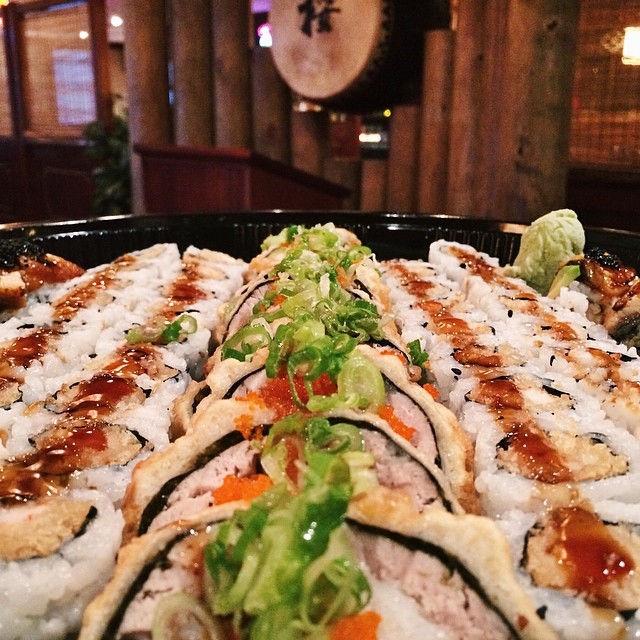 Rolls on rolls on rolls! 
#SakuraHibachiNJ #sakura #hibachi #sushi #bobatea #parsippany #morriscounty #northjersey #nj #sushisaturday