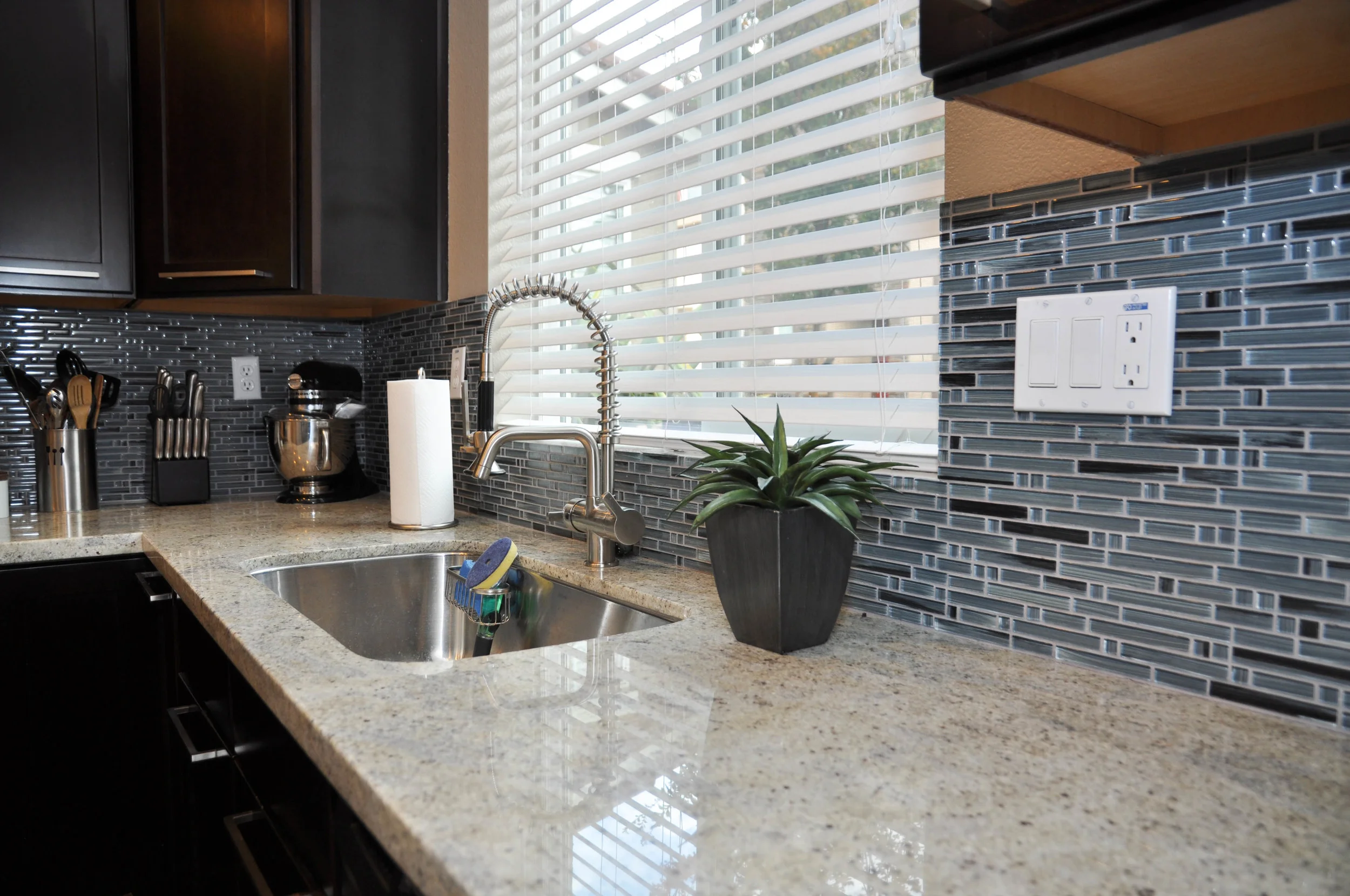 Hayward Property-12.jpg