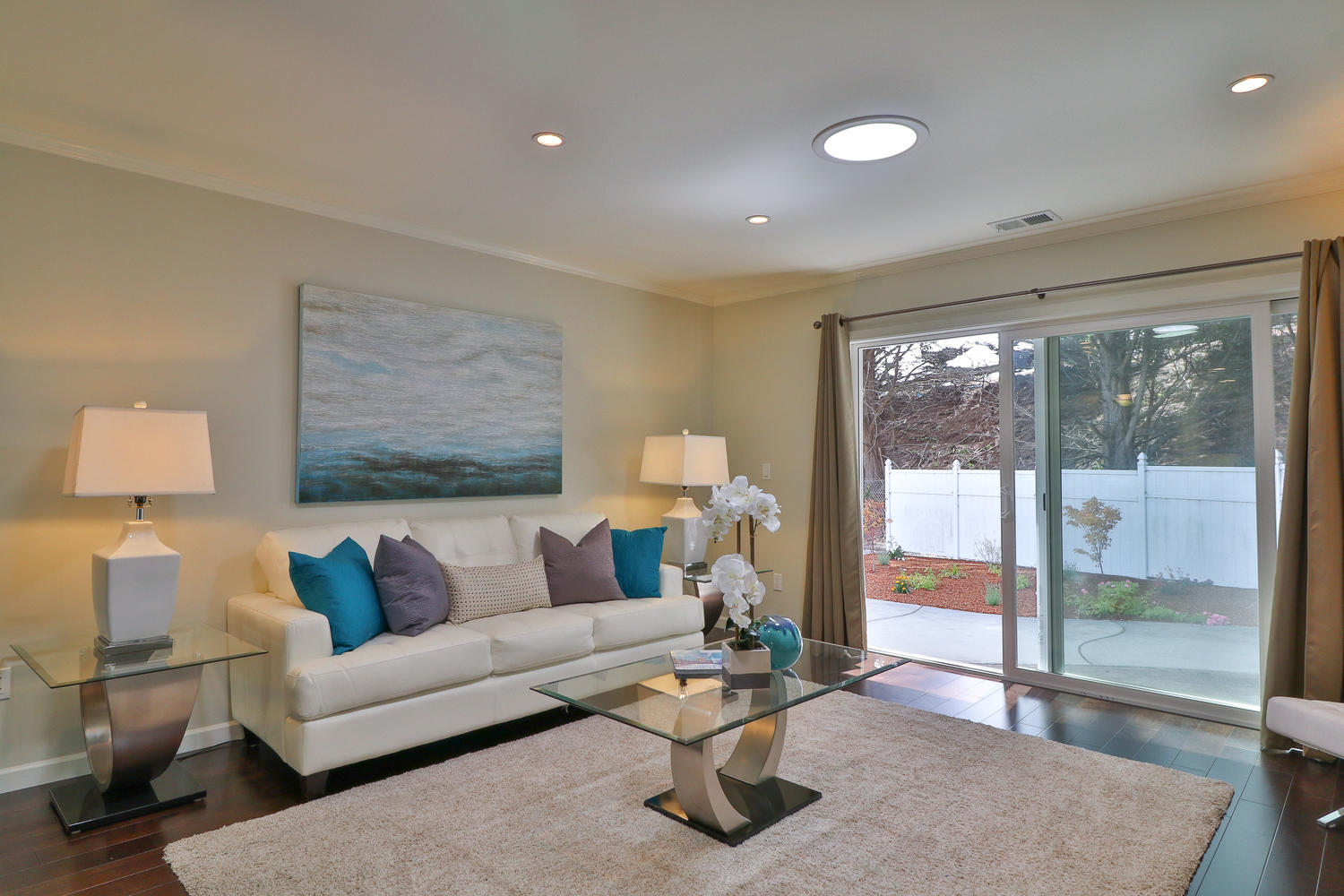 40 Escanyo Dr South San-large-005-5-Living Room-1500x1000-72dpi.jpg