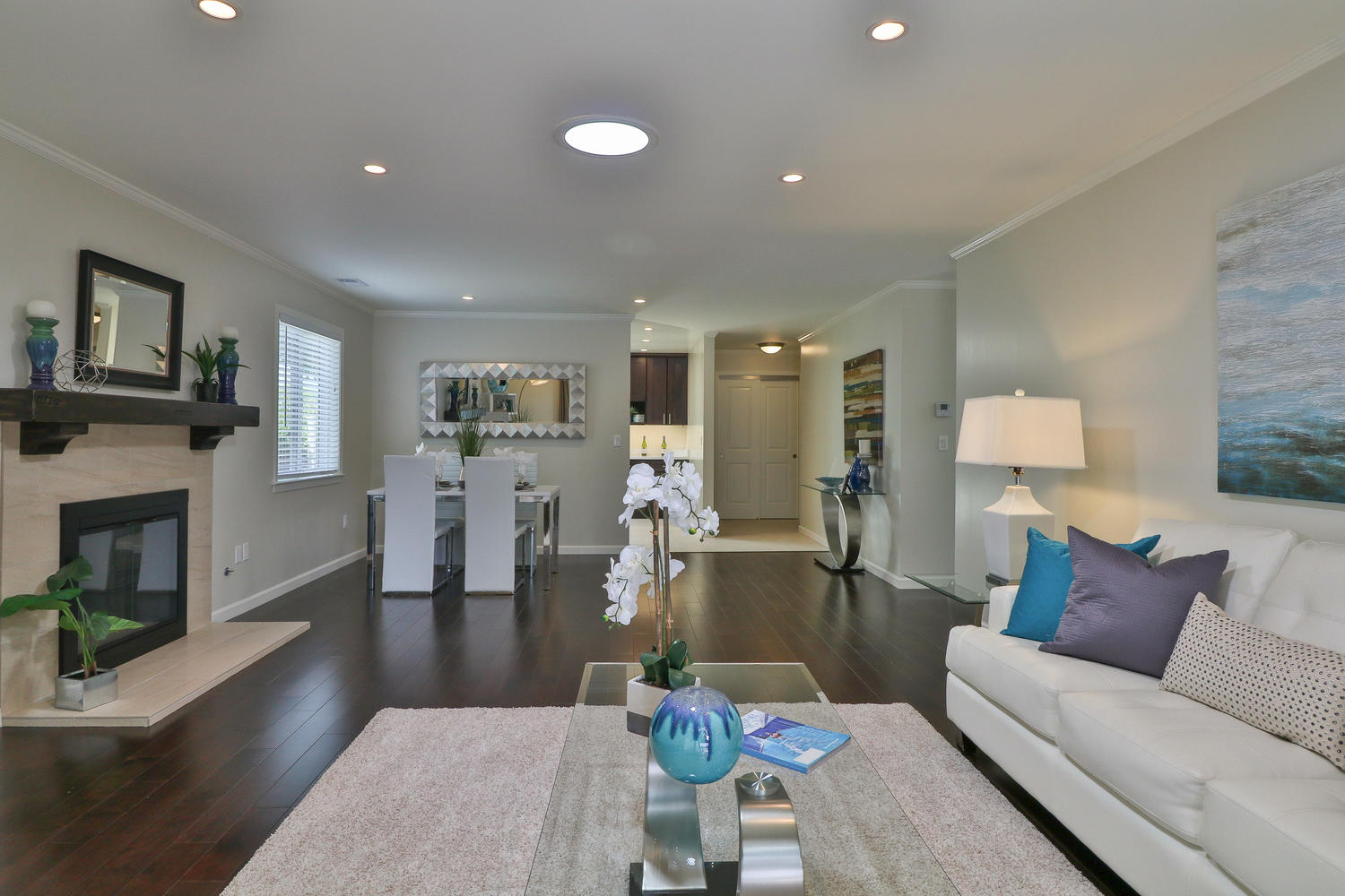 40 Escanyo Dr South San-large-007-9-Living Room-1500x1000-72dpi.jpg