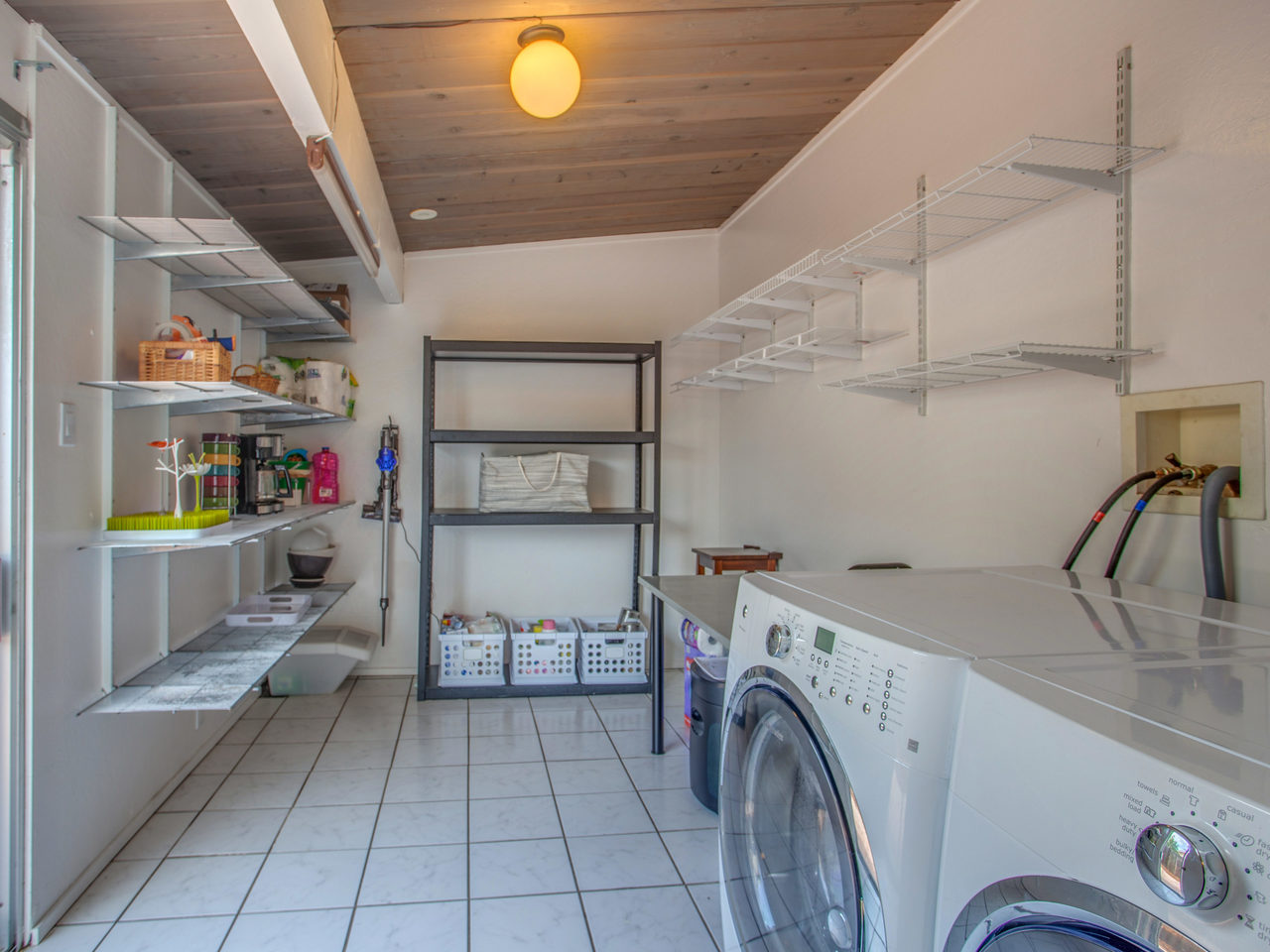 4026 Salem St Concord CA 94521-MLS_Size-017-29-Laundry Room-1280x960-72dpi.jpg