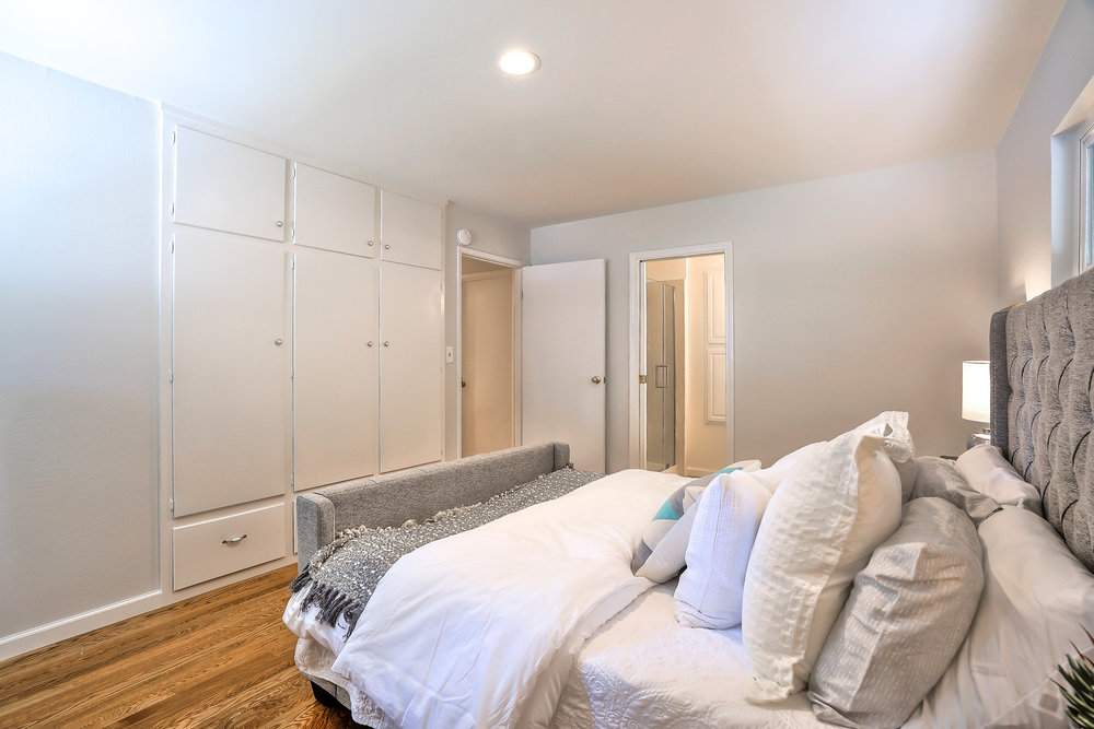 20_f8_40160_Blanchard_St_05072018_0020_mls.jpg