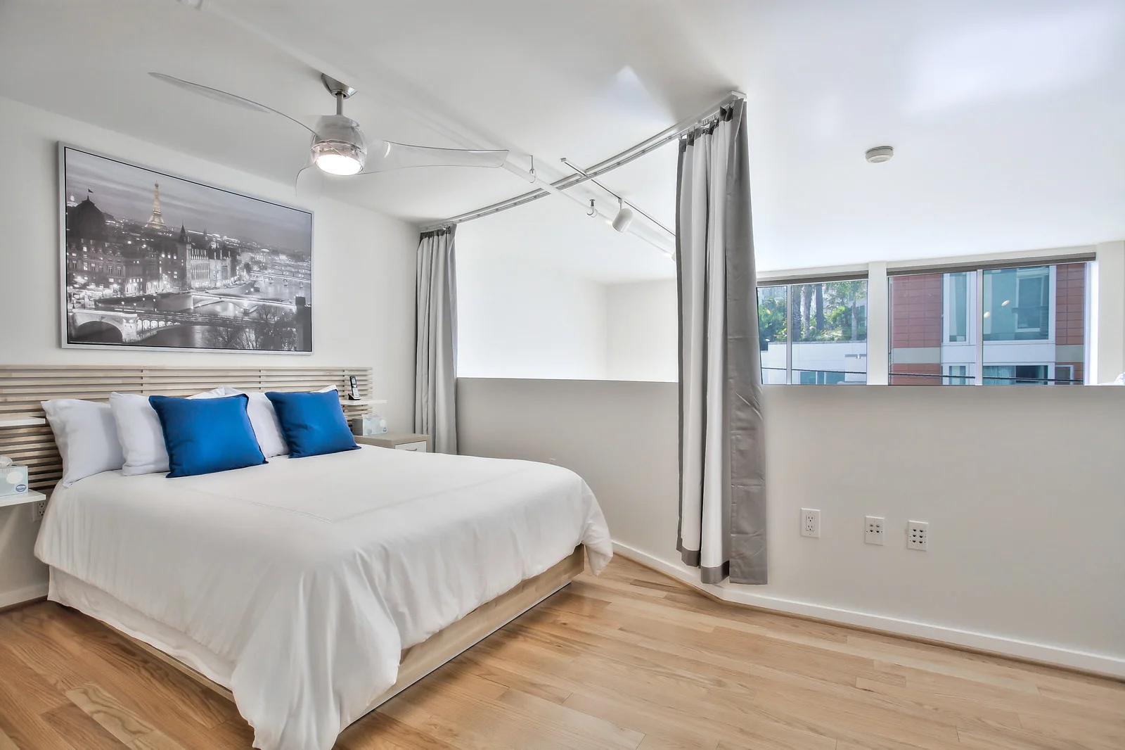23_f8_49_Zoe_Street_3_082018_023_mls.jpg