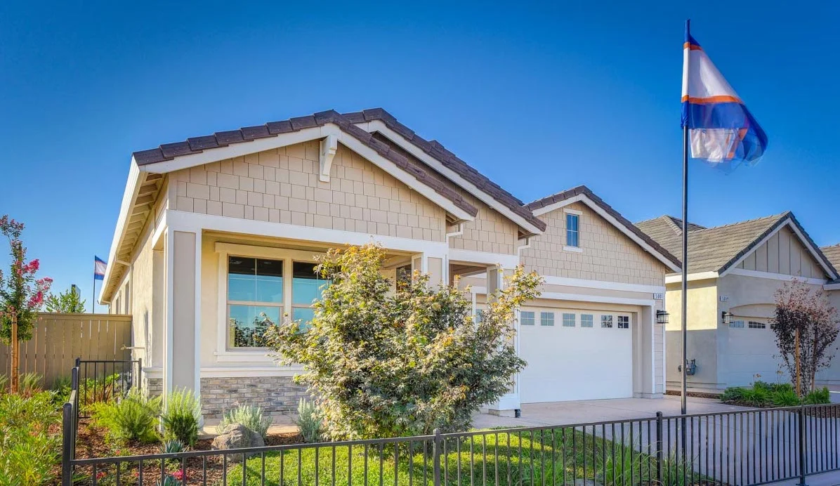 Monument Village at Sierra Vista (Roseville)