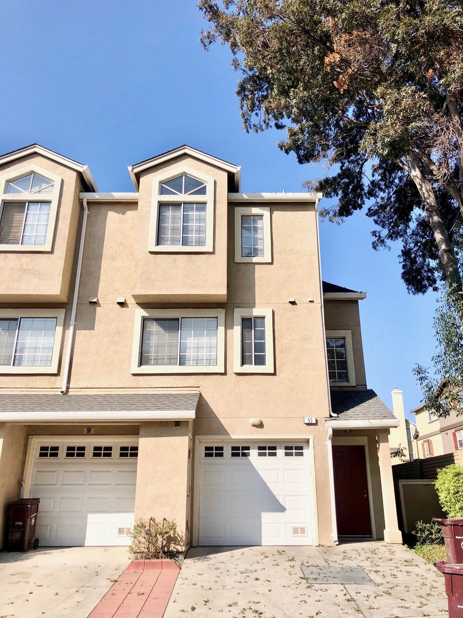 LEASED: 55 Donada Pl, Hayward