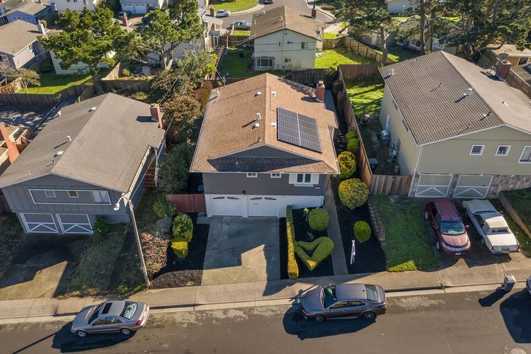 3671ElstonSt-1+copy.jpg