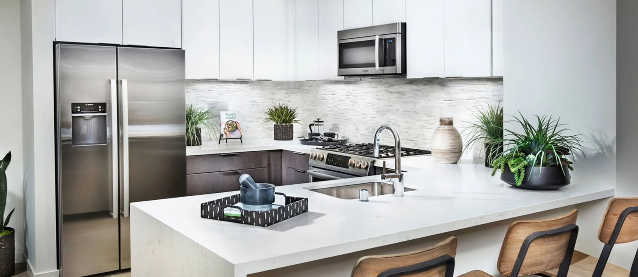 Landing at The San Francisco Shipyard, San Francisco