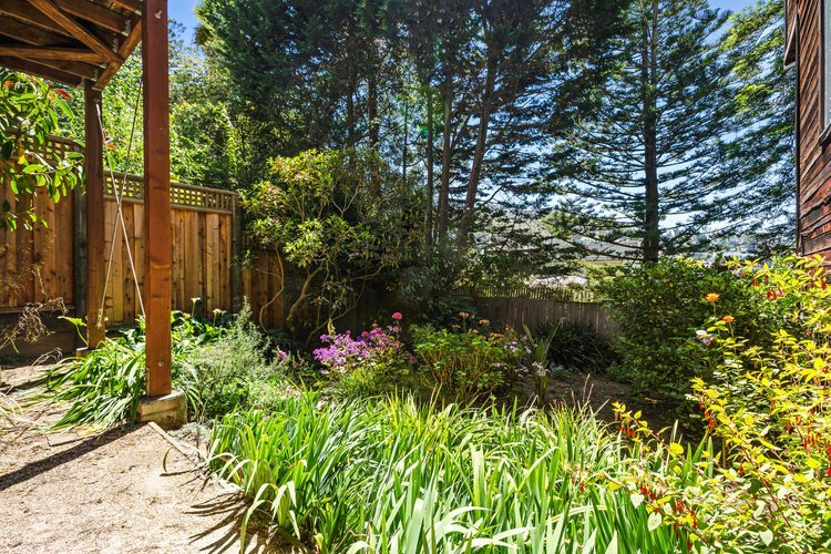 016_983_clayton_st_exterior_garage_and_basement-6.jpg