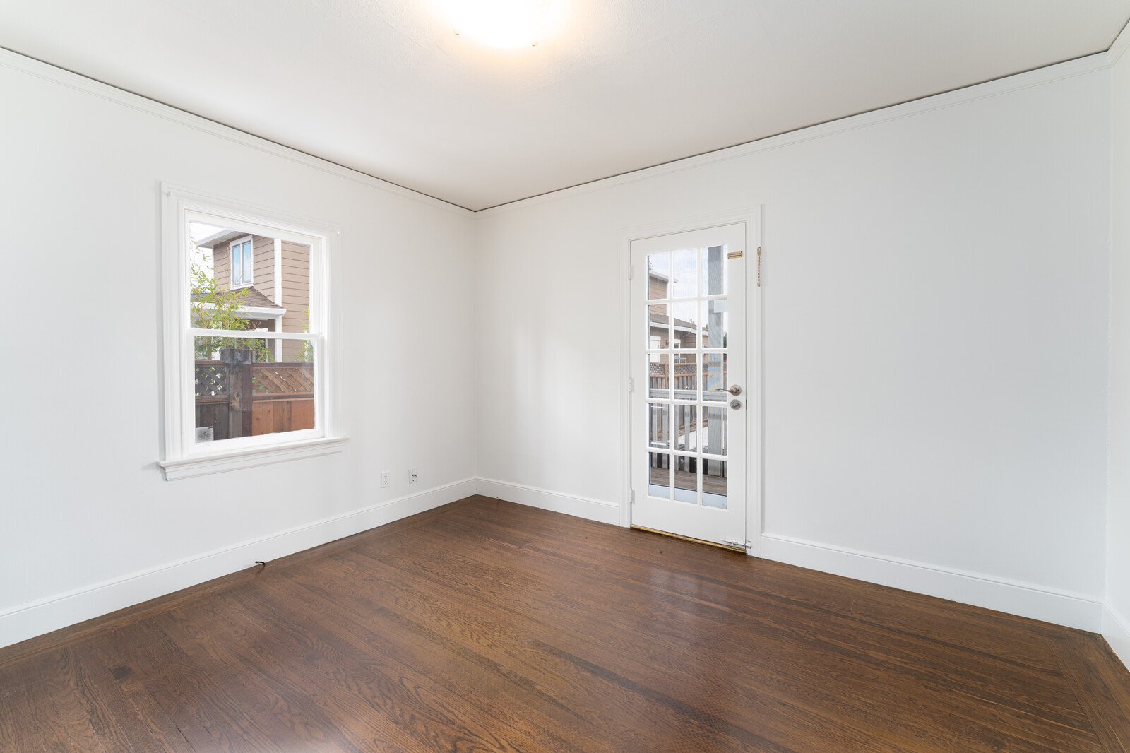 19_736_Linden_Burlingame_019_mls.jpg