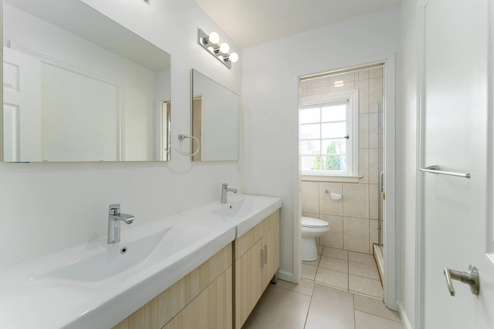 26_736_Linden_Burlingame_026_mls.jpg