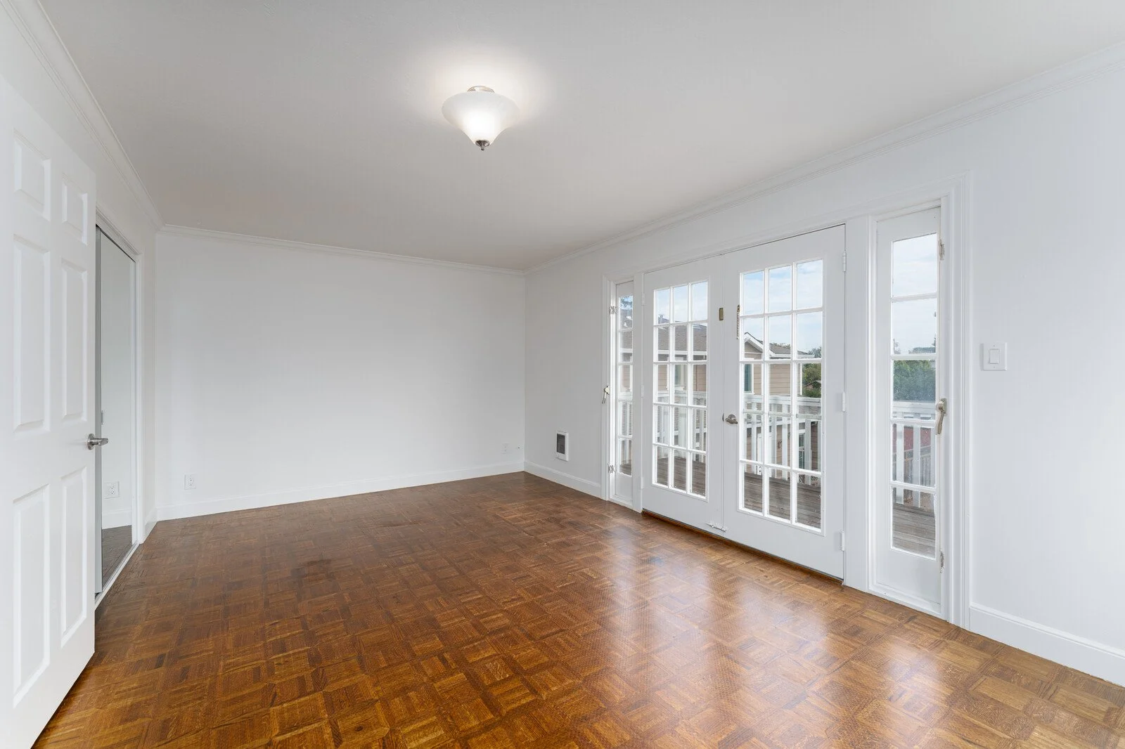 27_736_Linden_Burlingame_027_mls.jpg