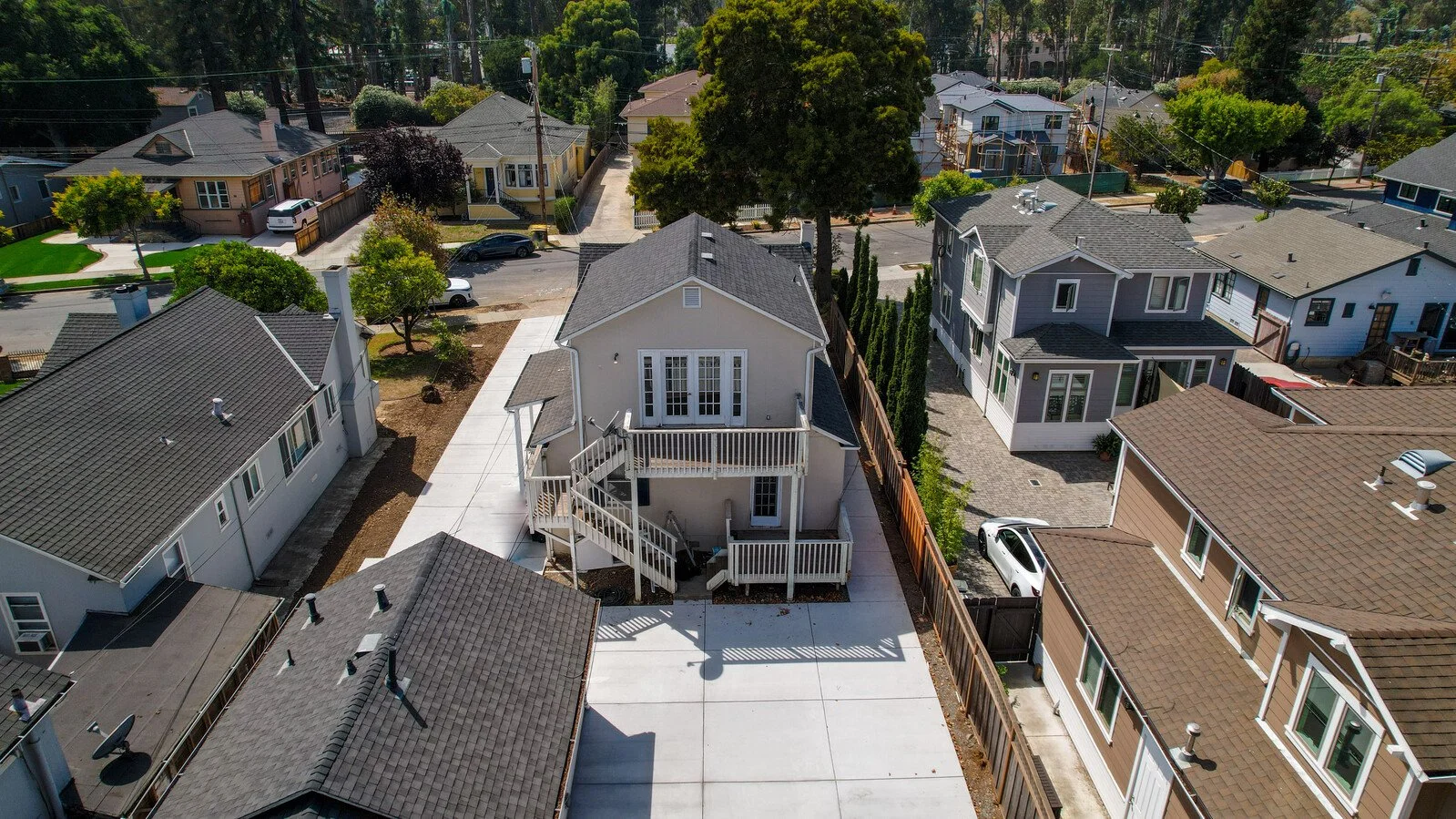 49_736_Linden_Burlingame_049_mls.jpg