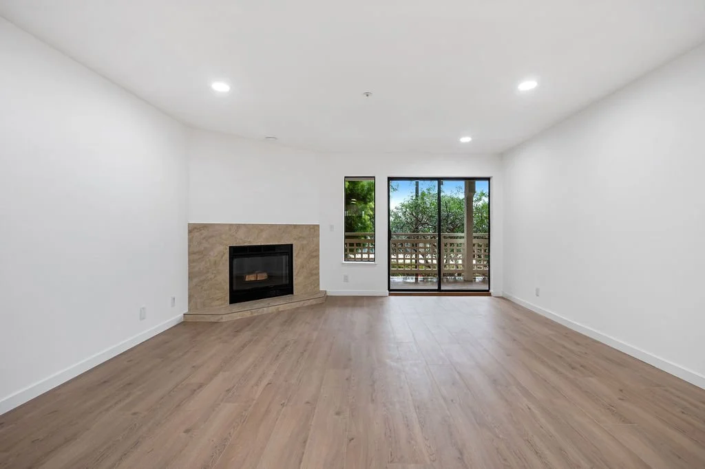 LEASED: 303 Oak Ct, Daly City