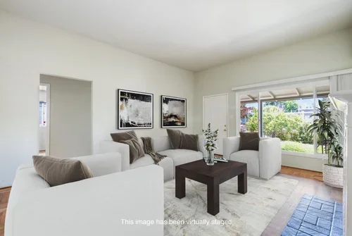 633+Fallon+-+Virtual+staging+living+room+-+window.webp