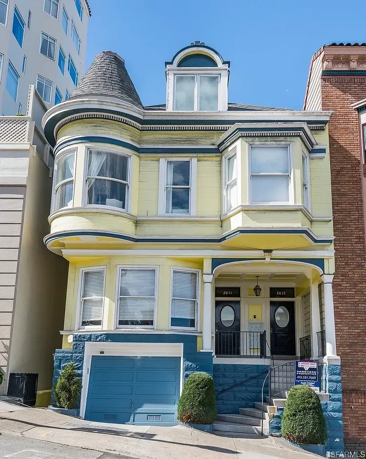 2833 Webster St. #4