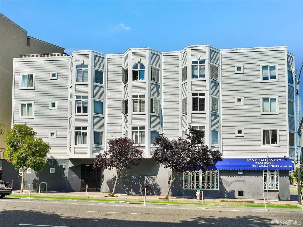 195 7th Street #302
