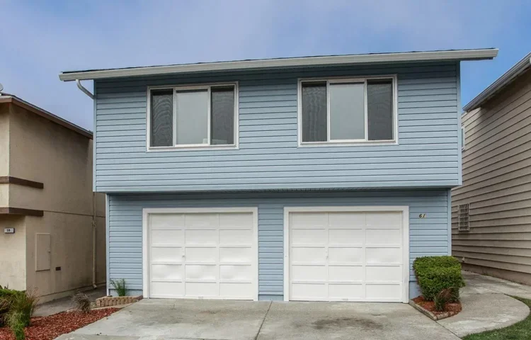 61 NORWOOD AVENUE