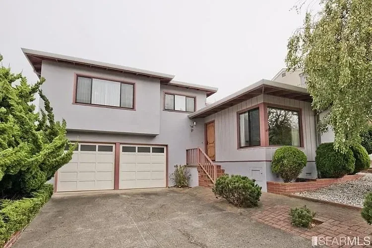 377 Avalon Drive