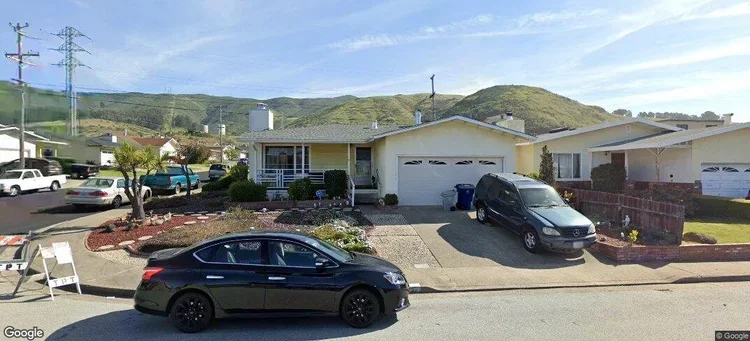 1252 Birch Ave
