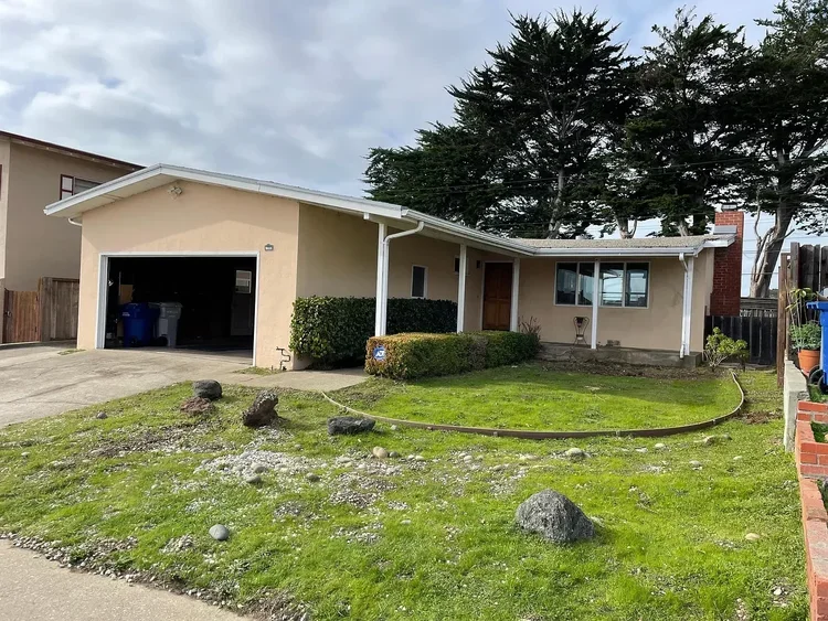 335 Holly Ave