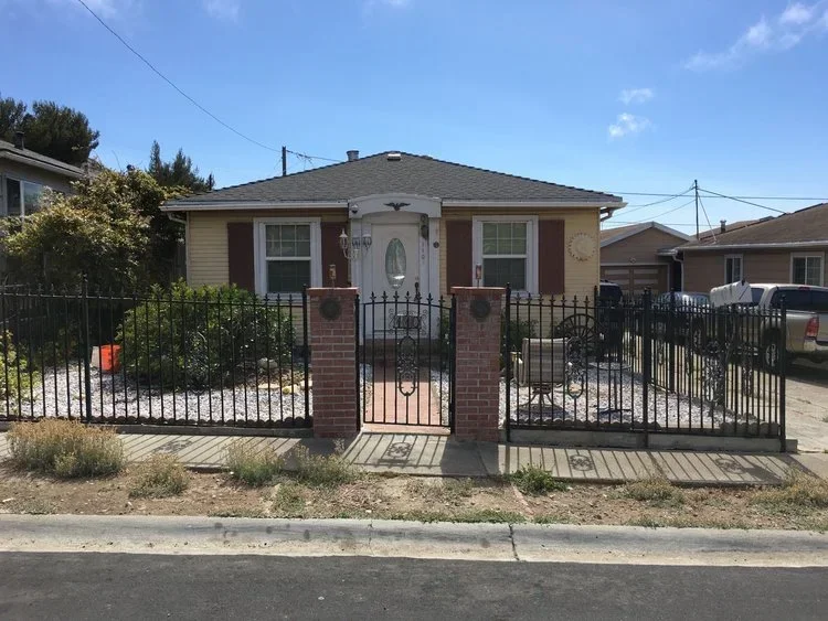 110 GROVE AVE