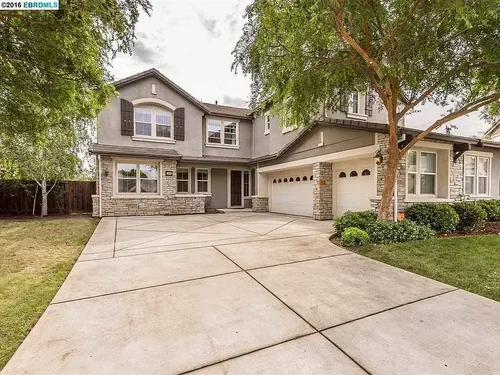 1900 Sophia Ct