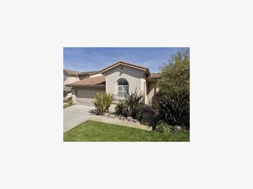 850 Skyridge Dr