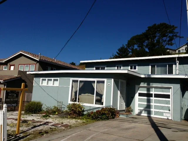 579 Manor Dr