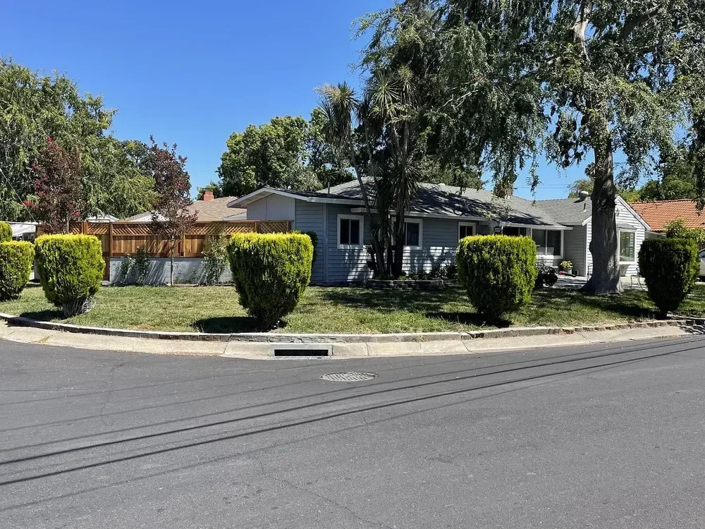2367 Marcia Dr