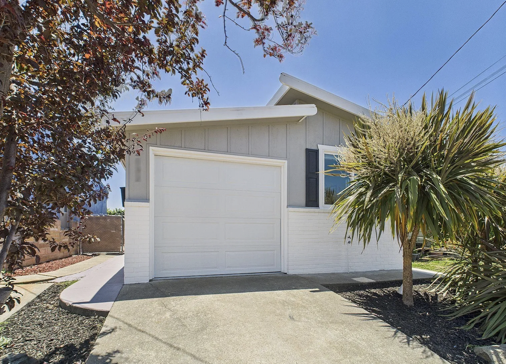 2532 Lincoln Ave