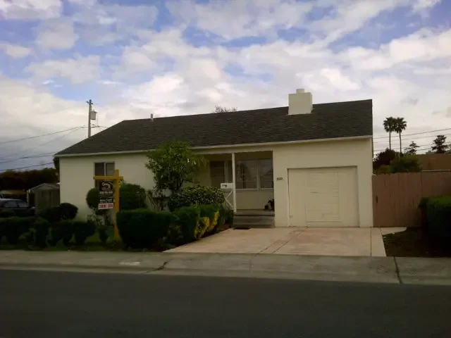 1630 Dolan Ave