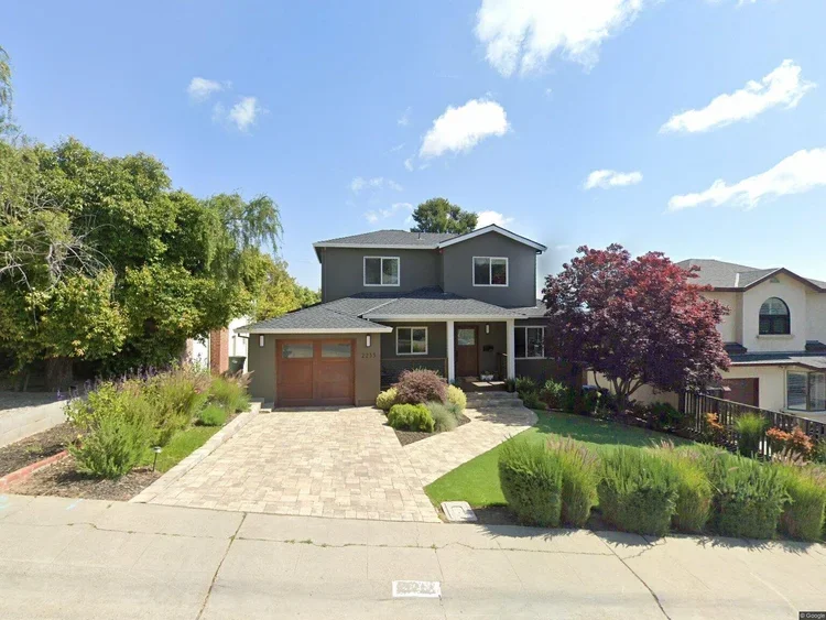 2235 Ensenada Way