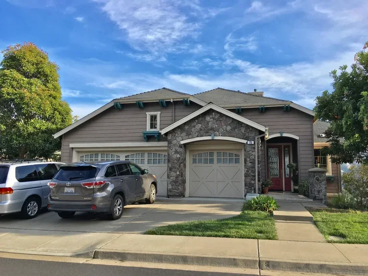 73 Golden Aster Ct