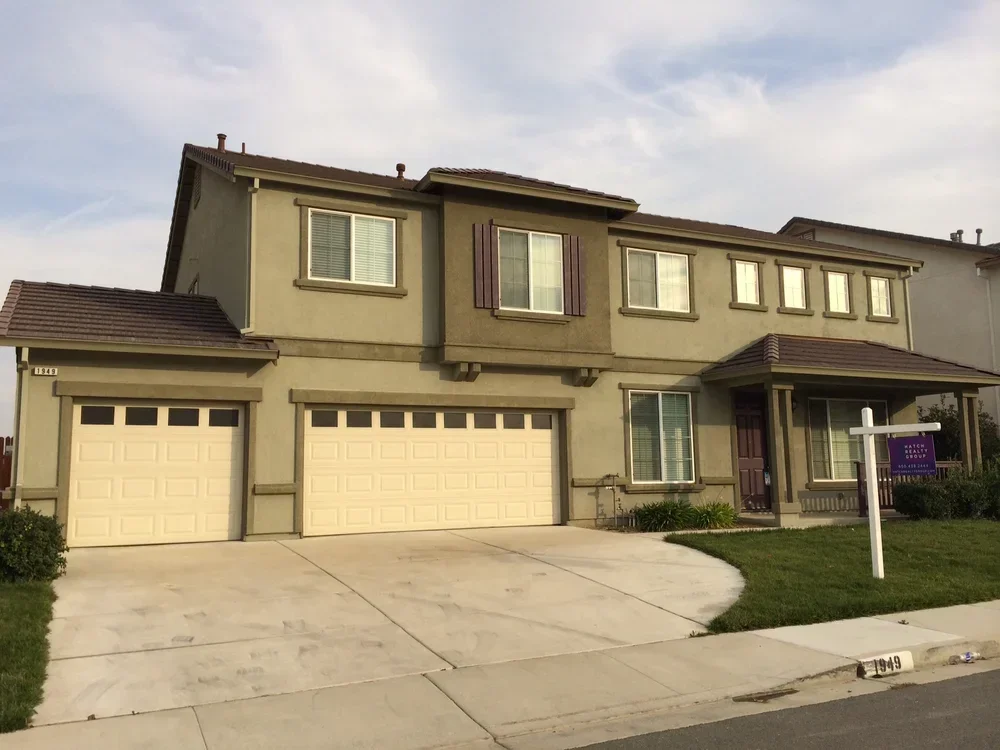 1949 Canyon Oaks Cir