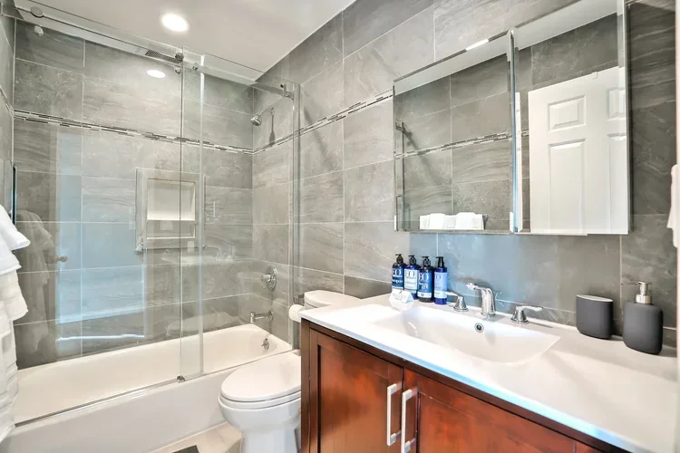 Hallway+bathroom.webp