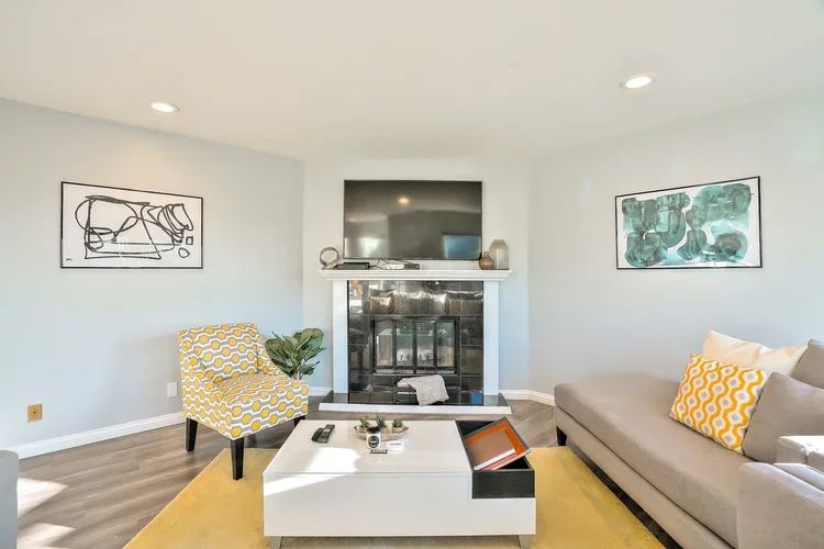 Living+room+fireplace.webp