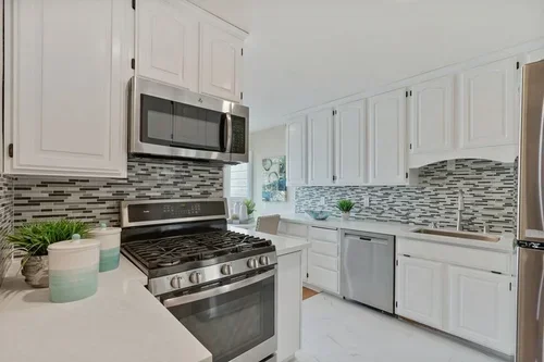 437CampbellAve-7.webp