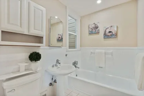 437CampbellAve-25.webp