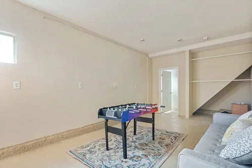 437CampbellAve-27.webp