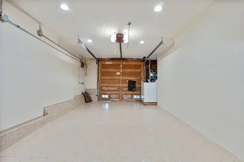 437CampbellAve-30.webp