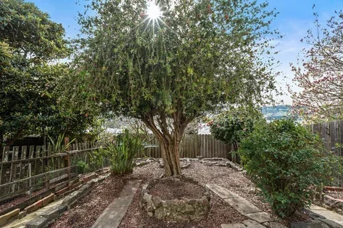 437CampbellAve-33.webp