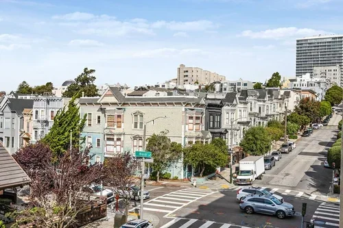 1740LagunaStunit401-10.webp