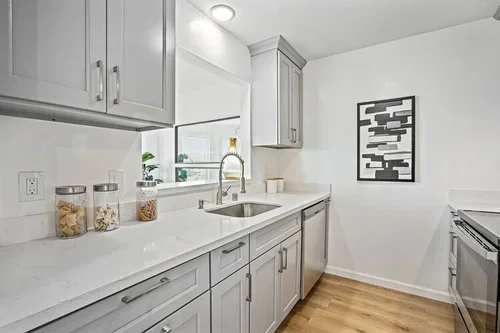 1740LagunaStunit401-11.webp