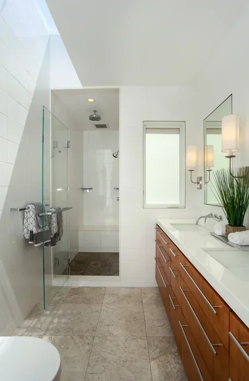 1778+Beach+St+San+Francisco+CA-print-021-16-Bathroom-2290x3500-300dpi.webp
