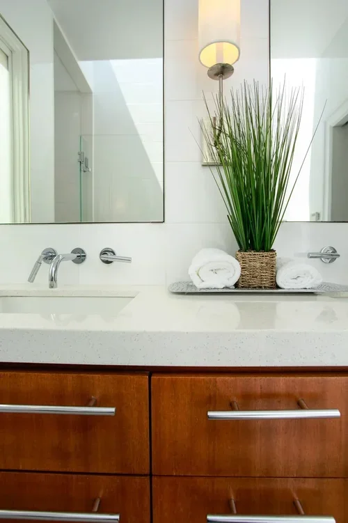 1778+Beach+St+San+Francisco+CA-print-022-18-Bathroom-2333x3500-300dpi.webp