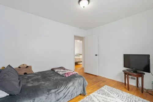 183CameliaDr-15.webp